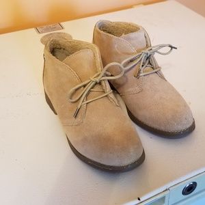 Eddie bauer shoes taupe